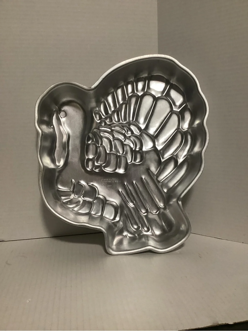 Vintage Metallic Turkey-Shaped Cake Pan - Silver 1979 Wilton